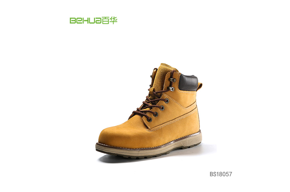今冬流行“勞保風(fēng)”，不是雪地靴買不起，而是勞保鞋更有性價(jià)比